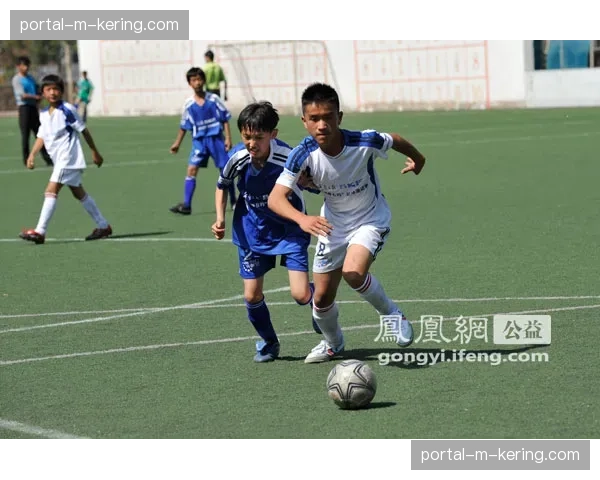 “社区报道:曼城俱乐部基金会举办女子足球推广活动,逾千名女孩参与” “社区报道:曼城俱乐部基金会举办女子足球推广活动,逾千名女孩参与”