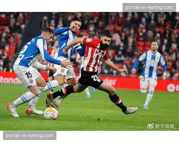 西甲官方纪录片《更衣室》第三季上线,首集聚焦塞尔塔保级之路 西甲官方纪录片《更衣室》第三季上线,首集聚焦塞尔塔保级之路