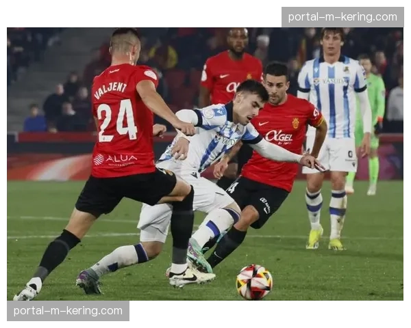 奥萨苏纳0-0闷平马略卡,双方门将屡献神扑 奥萨苏纳0-0闷平马略卡,双方门将屡献神扑